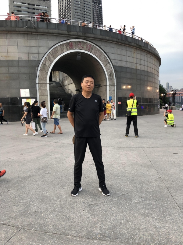 旭日东升的第一张照片--兰州王婆说媒